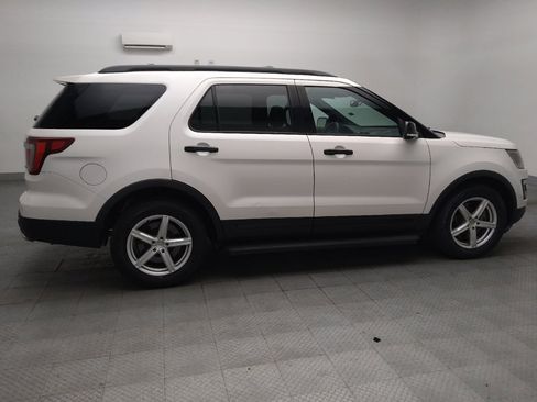 Used 2017 Ford Explorer Sport w/ Equipment Group 401A AWD/4WD image 10