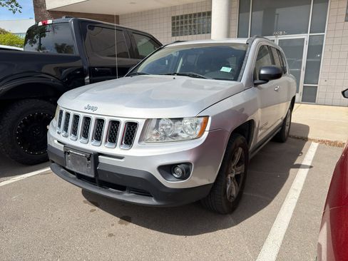 Used 2012 Jeep Compass Sport image 1