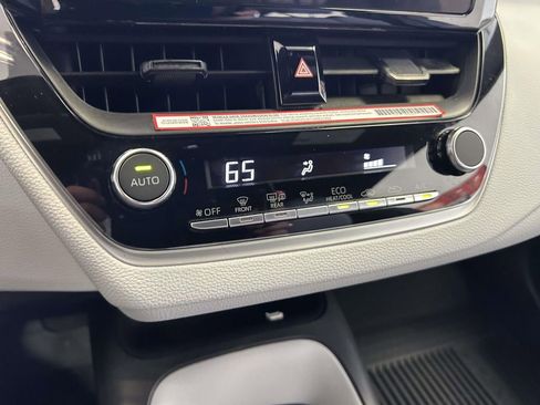 Certified 2026 Toyota Corolla SE FWD image 22