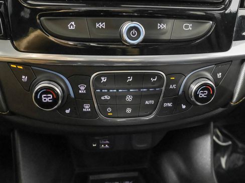 Used 2020 Chevrolet Traverse Premier w/ Redline Edition AWD/4WD image 31