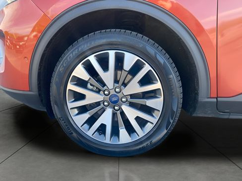 Used 2020 Ford Escape Titanium AWD/4WD image 2