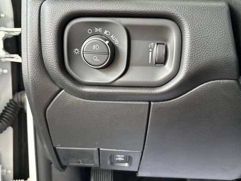 Used 2026 RAM 2500 Tradesman AWD/4WD image 41