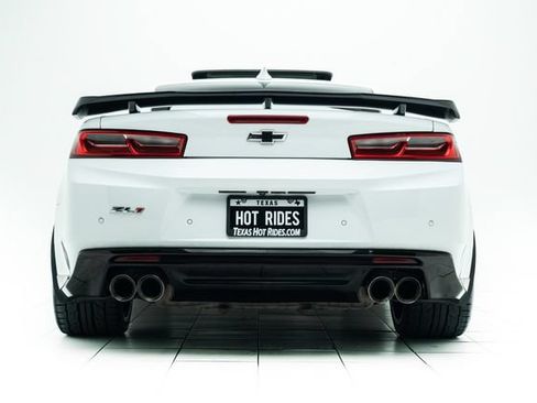 Used 2017 Chevrolet Camaro ZL1 RWD image 15