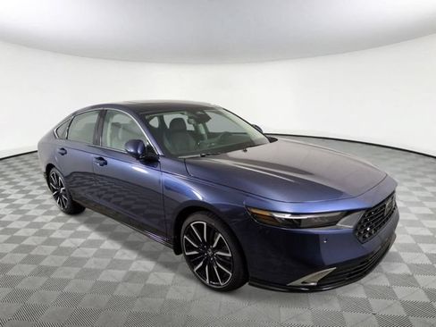 New 2026 Honda Accord Touring image 7