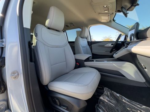 New 2026 Ford Explorer Active w/ Active Comfort Package image 71