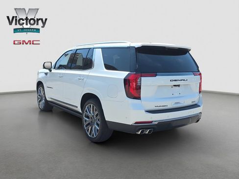 Used 2025 GMC Yukon Denali Ultimate AWD/4WD image 15