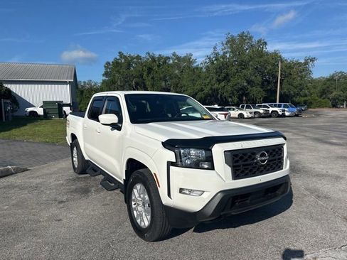 Used 2024 Nissan Frontier SV w/ SV Convenience Package AWD/4WD image 7