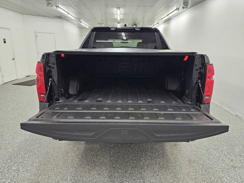 Used 2024 Chevrolet Silverado EV W/T image 6