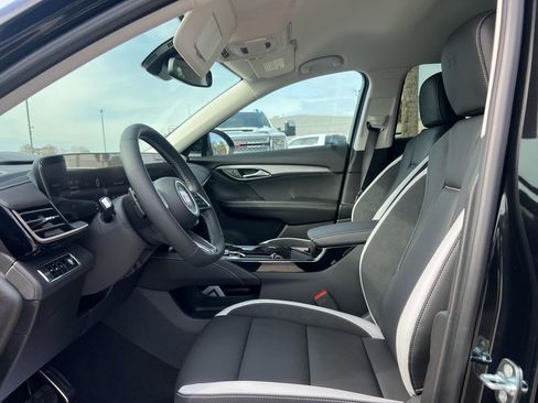 New 2025 Buick Envision Sport Touring image 22