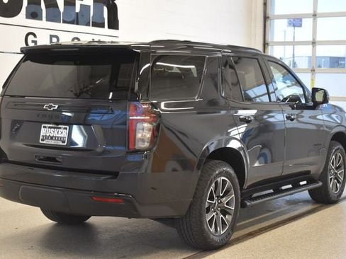 Used 2024 Chevrolet Tahoe Z71 w/ Luxury Package AWD/4WD image 4