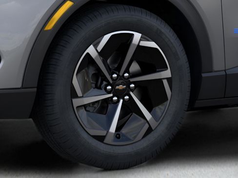 New 2026 Chevrolet Equinox EV LT image 30