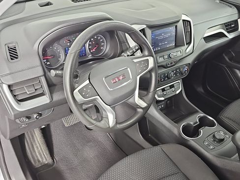 Used 2024 GMC Terrain SLE w/ Driver Convenience Package AWD/4WD image 18