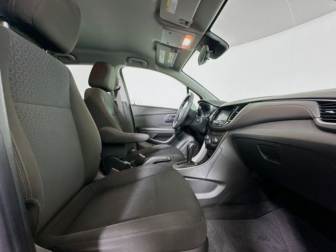 Used 2020 Chevrolet Trax LS w/ Tint and Cruise Package image 29