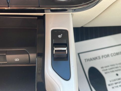 Used 2020 Kia Telluride S w/ S 8 Passenger Seating Package FWD image 24