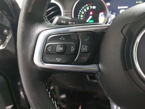 Used 2022 Jeep Wrangler Unlimited Sahara w/ Cold Weather Group image 16