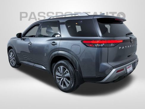 Certified 2023 Nissan Pathfinder SL image 7