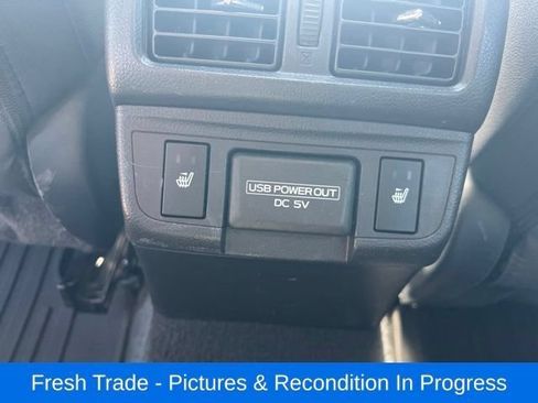 Used 2018 Subaru Outback 2.5i Limited w/ Popular Package #2 AWD/4WD image 19