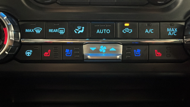 Used 2026 Ford F250 Lariat AWD/4WD image 38