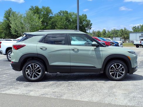 New 2026 Chevrolet TrailBlazer LT FWD image 3