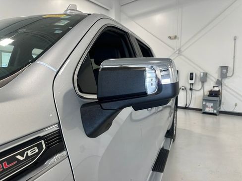 Used 2020 GMC Sierra 1500 SLT w/ SLT Premium Plus Package image 17