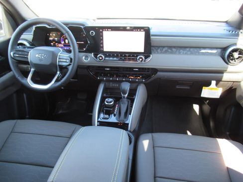 New 2026 Chevrolet Colorado ZR2 AWD/4WD image 12