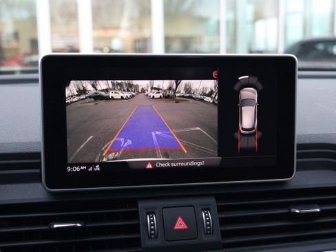 Used 2018 Audi Q5 2.0T Premium Plus w/ Premium Plus Package image 24