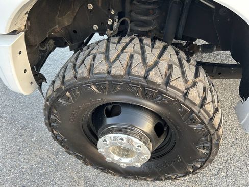 Used 2016 Ford F350 XLT AWD/4WD image 12
