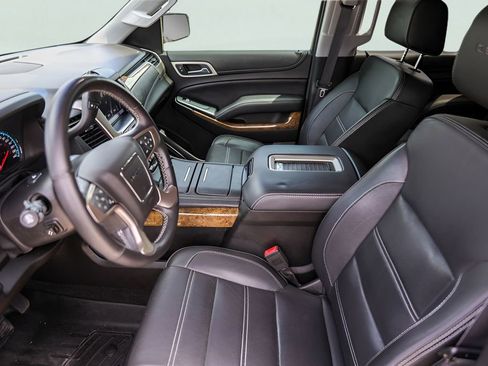 Used 2017 GMC Yukon Denali w/ Open Road Package AWD/4WD image 12