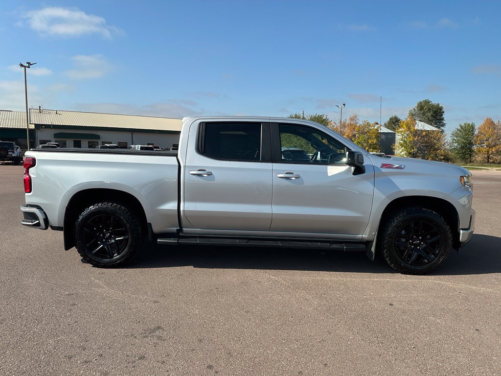 Used 2022 Chevrolet Silverado 1500 RST w/ LPO, Blackout Package AWD/4WD image 33