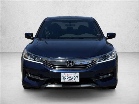 Used 2016 Honda Accord Sport image 2