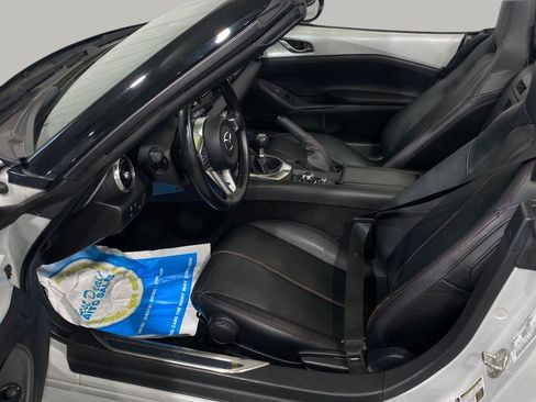 Used 2016 MAZDA MX-5 Miata Grand Touring RWD image 13