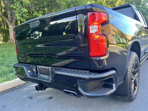 Used 2024 Chevrolet Silverado 1500 High Country w/ Midnight Edition AWD/4WD image 55
