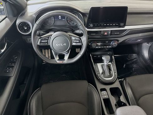 Used 2024 Kia Forte GT-Line w/ GT-Line Premium Package FWD image 4