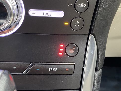 Used 2017 Ford Edge Titanium FWD image 34