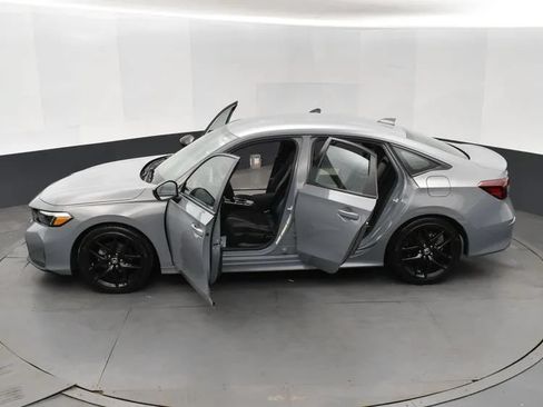 Used 2025 Honda Civic Sport image 7