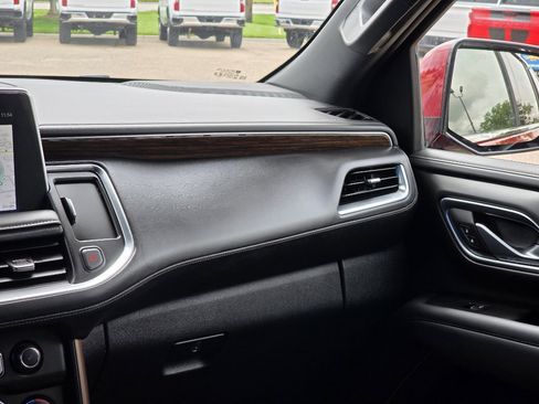 Certified 2024 Chevrolet Tahoe High Country w/ Premium Package 2 image 13