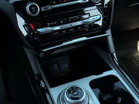 Used 2024 Ford Explorer ST w/ Equipment Group 401A image 34