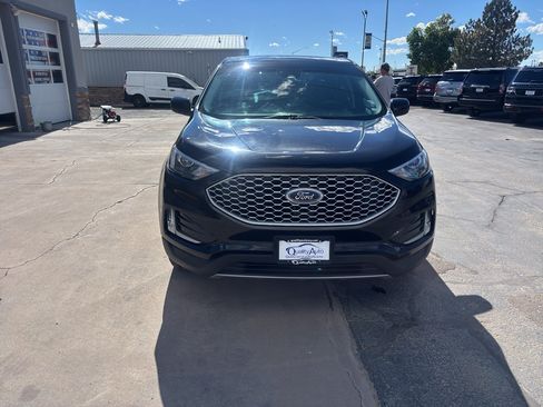 Used 2024 Ford Edge SEL w/ Convenience Package AWD/4WD image 3
