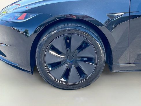 Used 2025 Tesla Model 3 Long Range RWD image 32