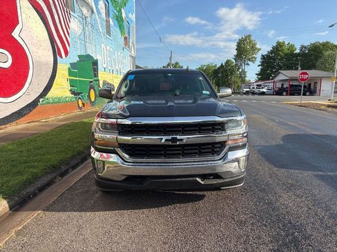 Used 2017 Chevrolet Silverado 1500 LT w/ All Star Edition image 9
