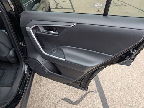 Used 2023 Toyota RAV4 XLE image 7