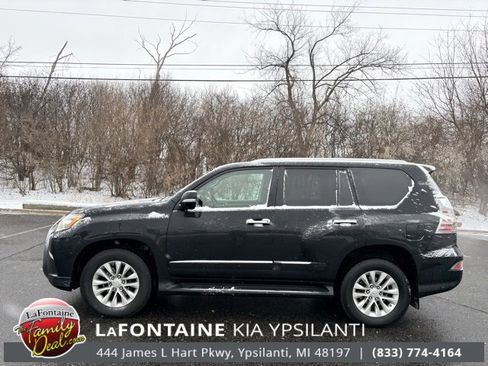 Used 2015 Lexus GX 460 image 2