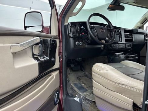Used 2020 GMC Savana 2500 w/ Enhanced Convenience Package RWD image 17