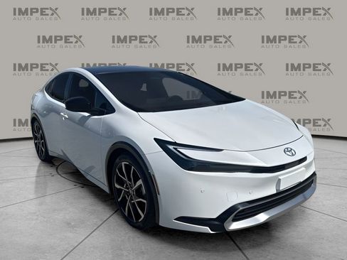 Used 2023 Toyota Prius Prime XSE Premium image 7