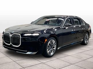Used 2024 BMW i7 xDrive60 w/ Executive Package AWD/4WD video 1