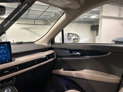 Certified 2023 Lincoln Nautilus Reserve AWD/4WD image 26