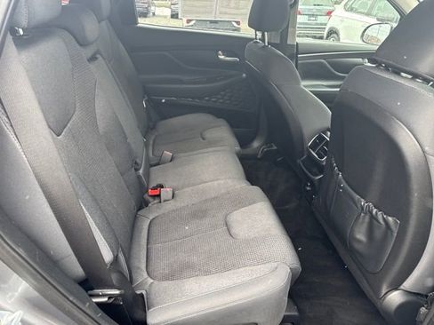 Used 2019 Hyundai Santa Fe SE image 30