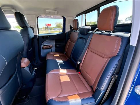Used 2023 Ford Maverick Lariat w/ Lariat Luxury Package AWD/4WD image 21