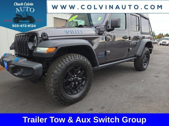 Used 2023 Jeep Wrangler Unlimited w/ Cold Weather Group AWD/4WD image 4