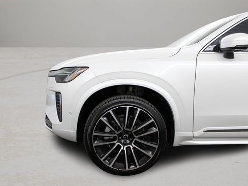 New 2026 Volvo XC90 B5 Ultra w/ Protection Package Premier AWD/4WD image 34